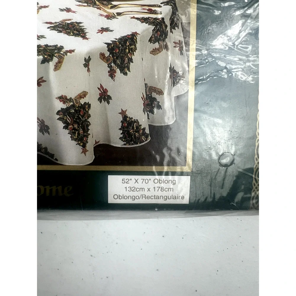 Holiday Time‎ Oblong Christmas tree table Cloth 52